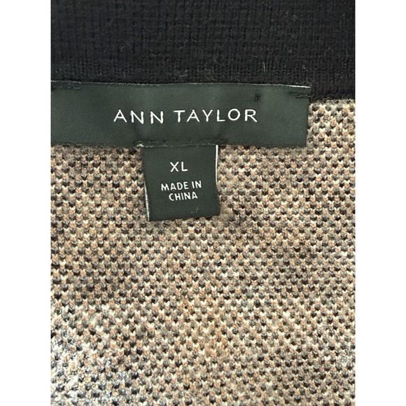 Ann Taylor Cardigan Sweater XL Black White Check Pattern Button Front EUC - Picture 3 of 4